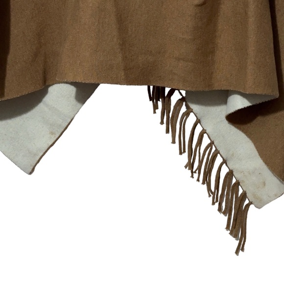 Oliver by Oscio Wool Angora Wrap Poncho with Fringe Edge - Picture 4 of 5